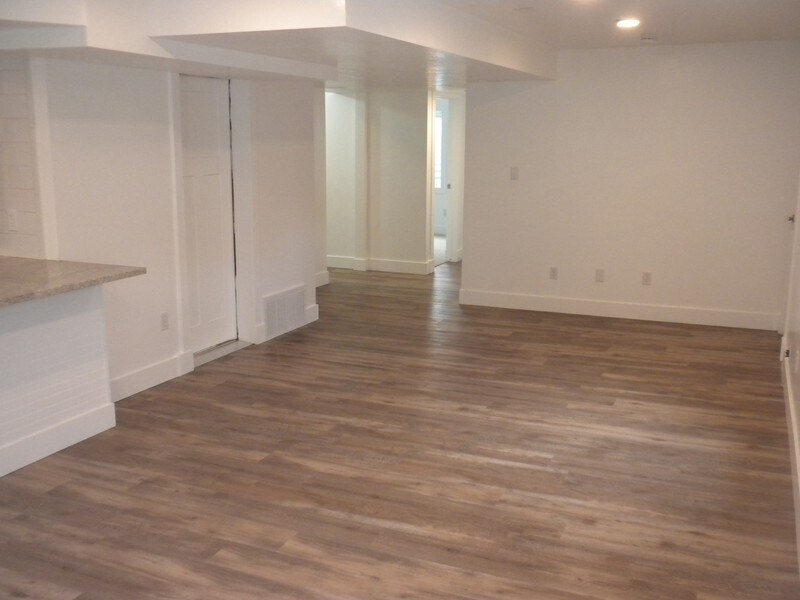 Building Photo - 920 W 260 S St