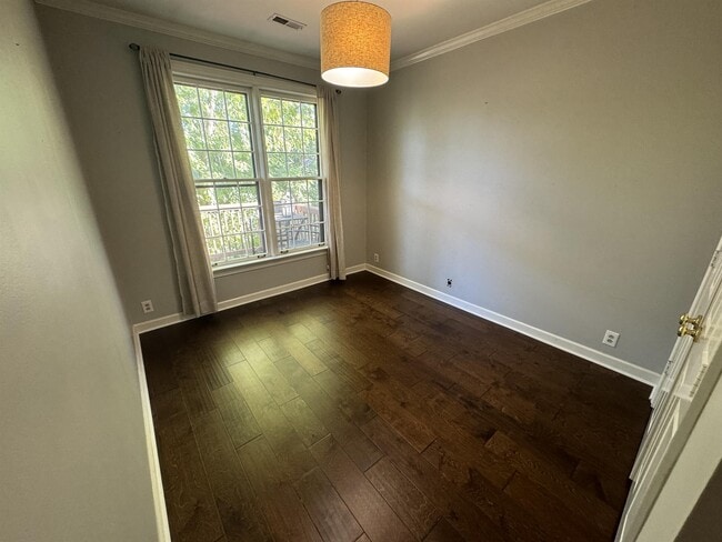 Building Photo - 117 Matthew Ln