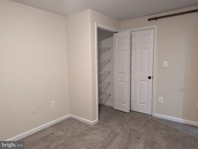 Building Photo - 141 Winslow Pl