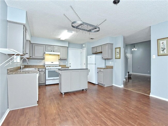 Building Photo - 10614 Marias River Dr