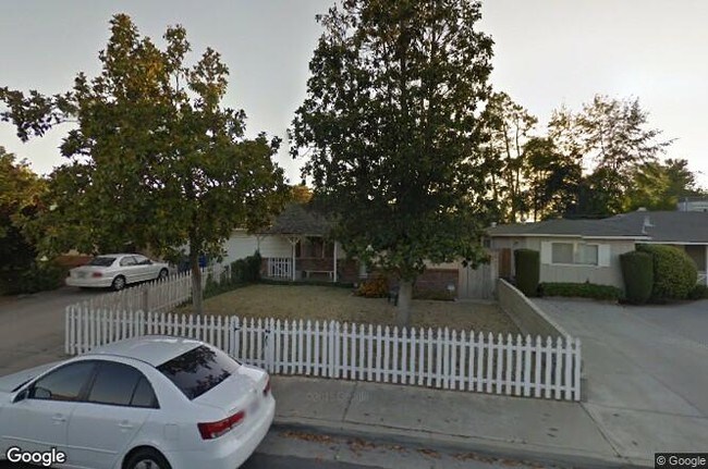 Primary Photo - 142 Cole Ave
