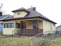 Building Photo - 350 S Oxford St