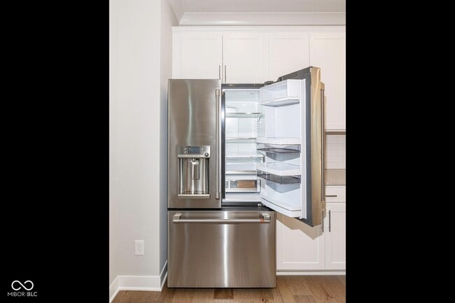 Building Photo - 8238 Bostic Dr