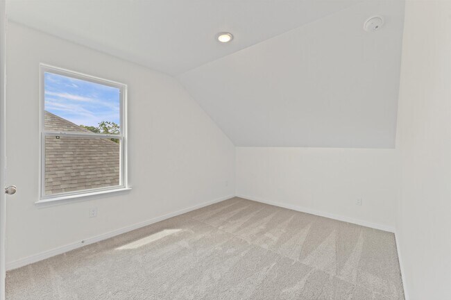 Building Photo - 11824 Whirlaway Dr