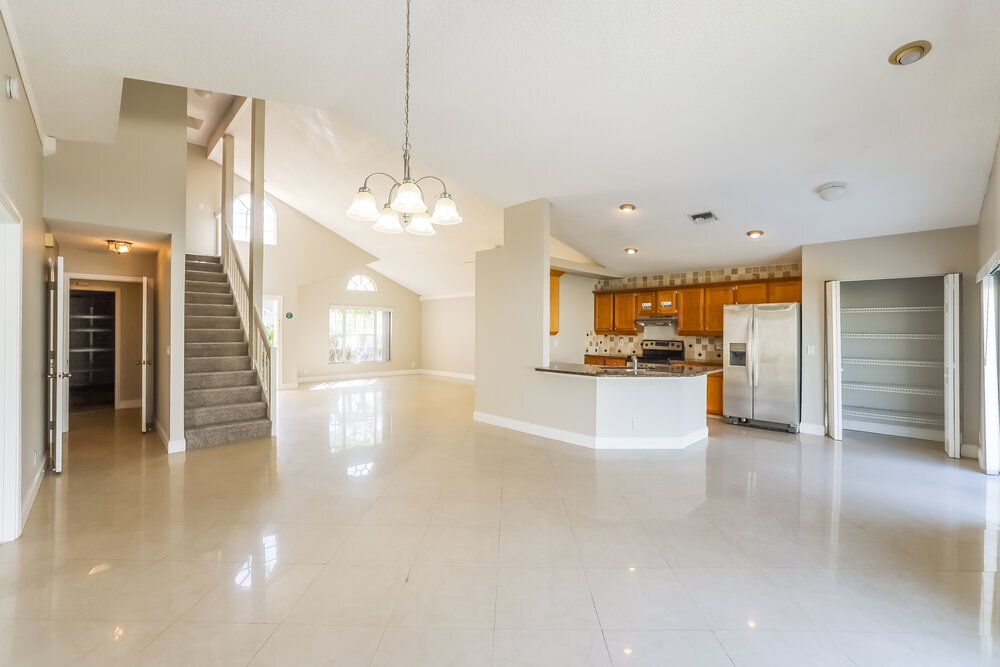 Building Photo - 2042 Cross Breeze Dr