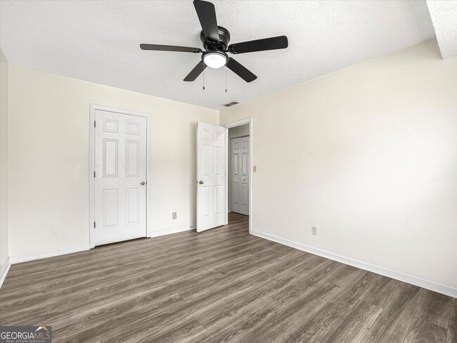 Building Photo - 3920 Sidney Lanier Blvd