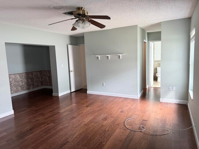 Building Photo - 23261 Boca Club Colony Cir