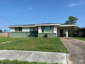 Building Photo - 3-bedroom, 1-bathroom home in Houma