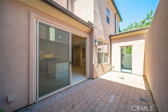 Building Photo - 65 Zen Gdn
