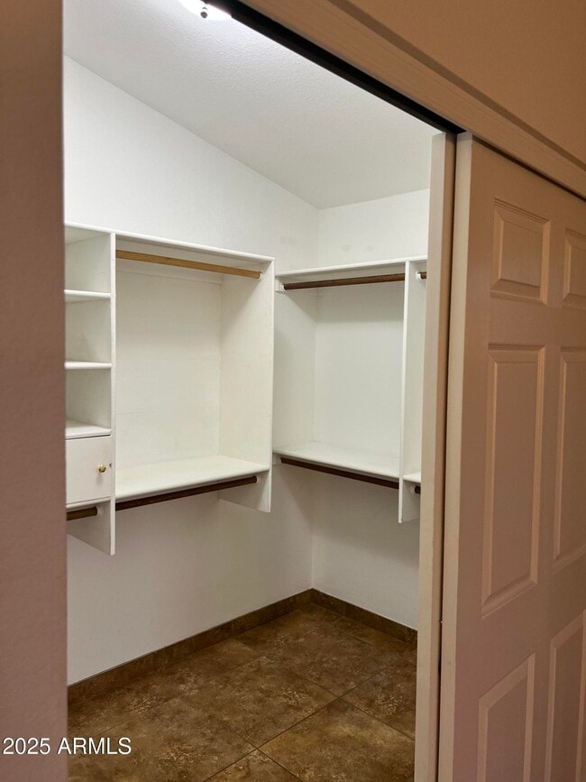 Building Photo - 16646 N 59th Pl