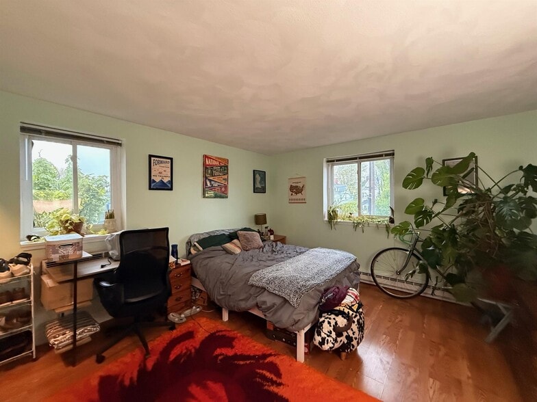 Building Photo - 326 Broadway