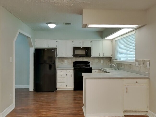 Building Photo - 4238 Burkegate Dr