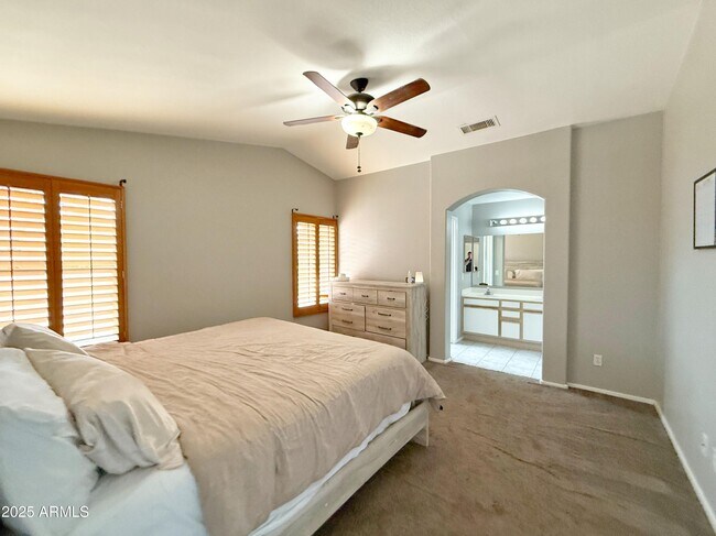 Building Photo - 6757 W Gardenia Ave