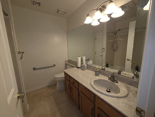 Building Photo - 6372 E Calle Cavillo