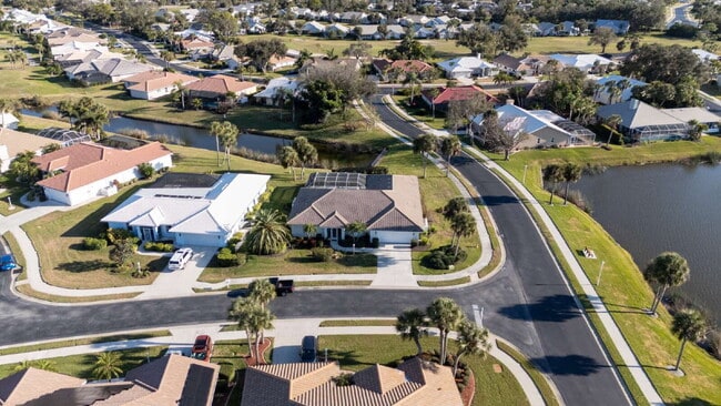 Building Photo - Turkey Furnished 3 Bed Pool Home in Venice