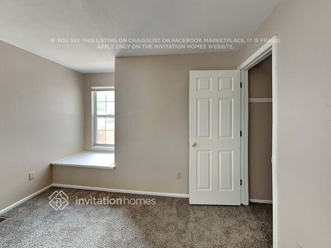 Building Photo - 17772 E Bethany Dr