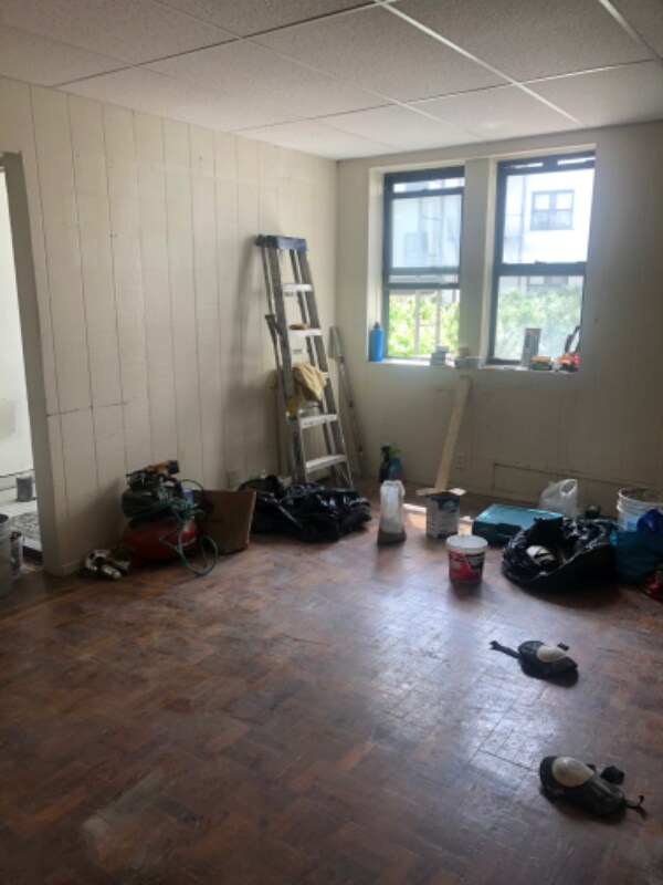 Building Photo - 300 Gramatan Ave