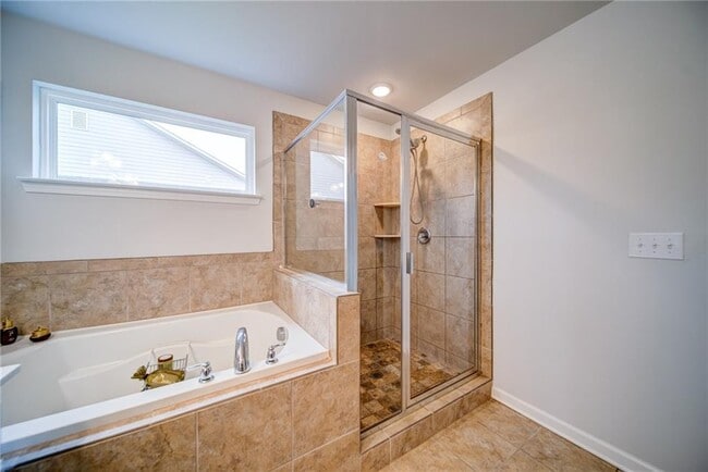 Building Photo - 3493 Amarath Ter