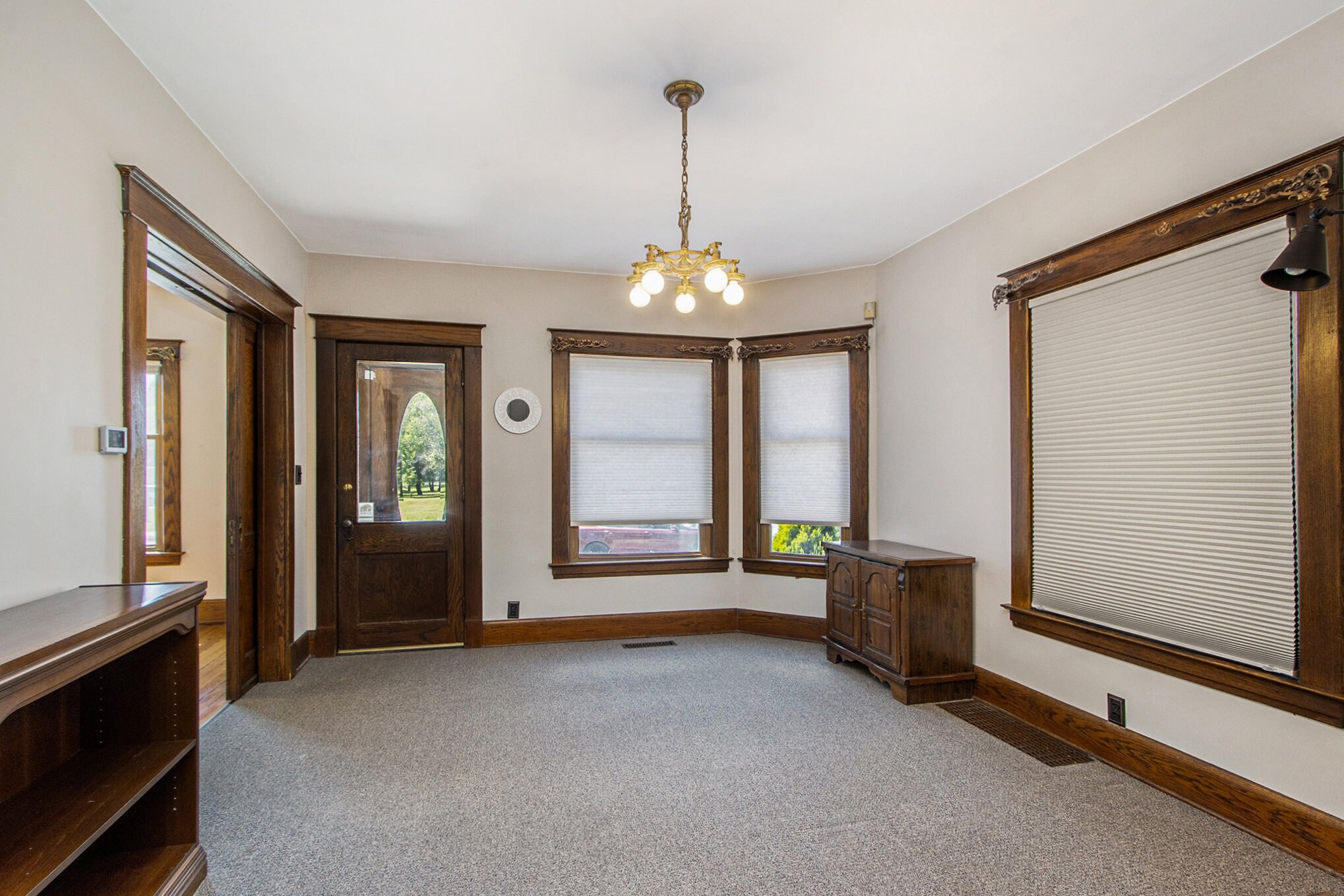Downstairs Master - 1403 S Burdick St