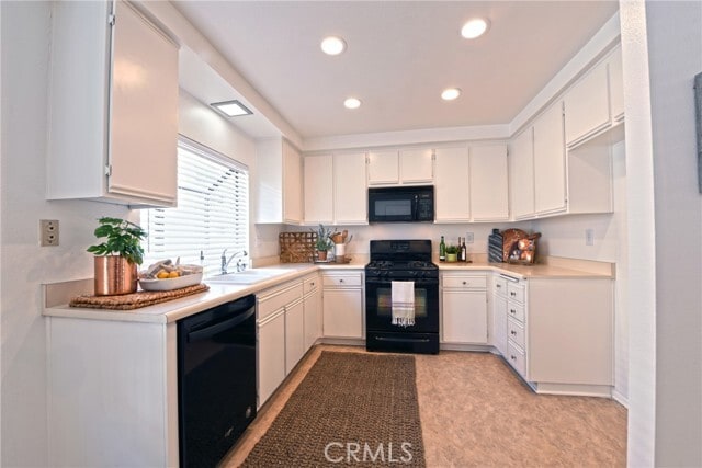 Building Photo - 26405 Mountain Grove Cir