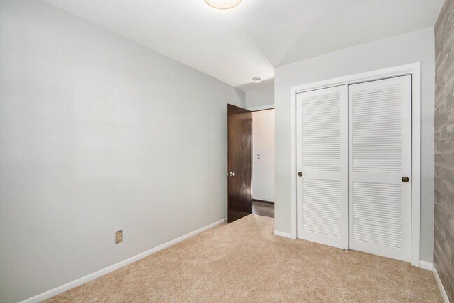 Building Photo - 3033 Juneberry Ave SE