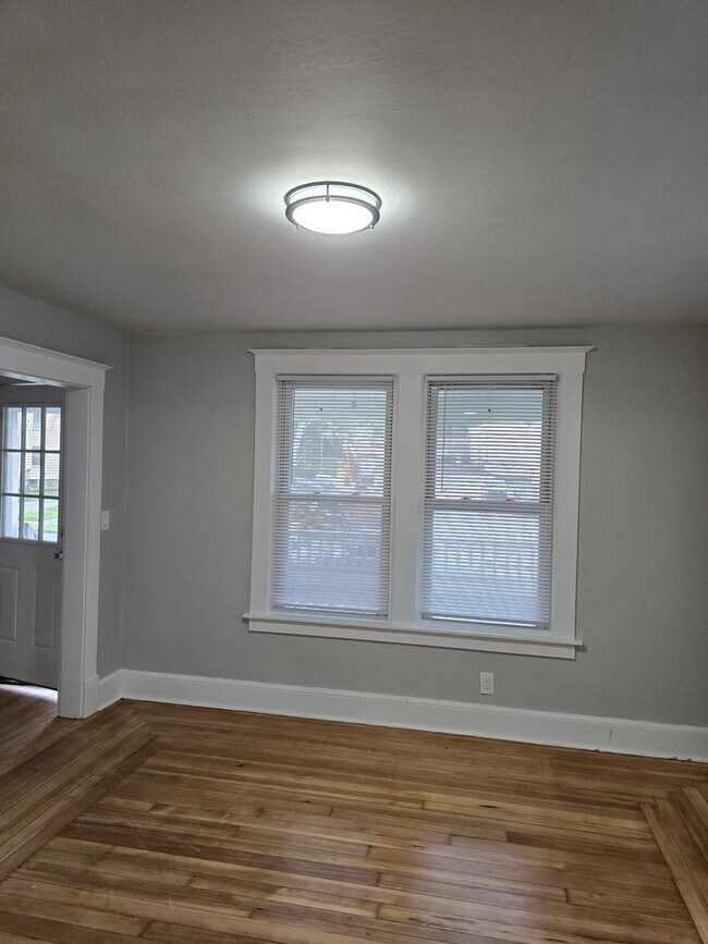 Building Photo - 23-25 Gridley Street