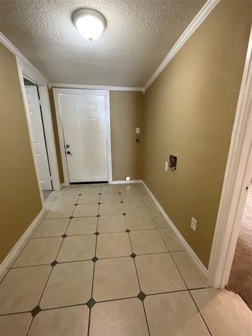 Building Photo - 900 Aleta St