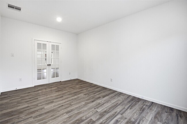 Building Photo - 5434 Still Mdw Ln