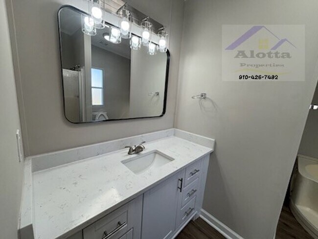 Building Photo - 2646 O'Glesby