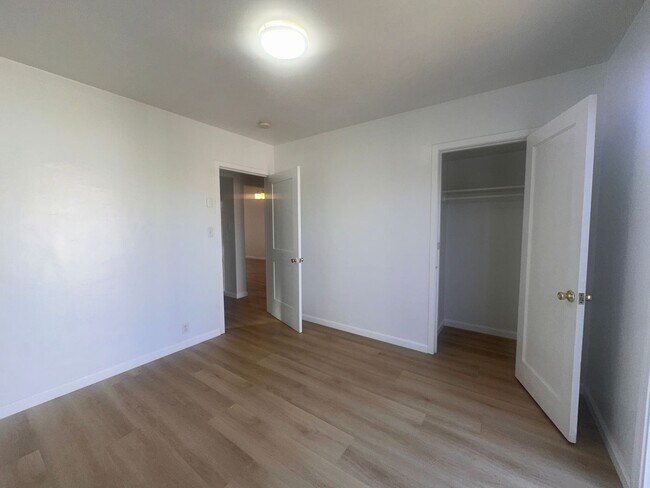 Building Photo - Newly Remodeled 3BD House with Porch, Shed...