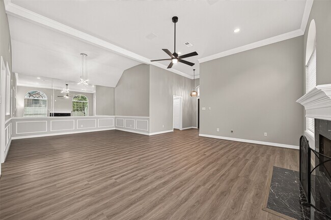 Building Photo - 14303 Reissen Ln