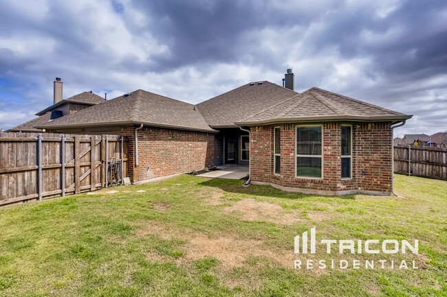 Building Photo - 1617 Grand Ct