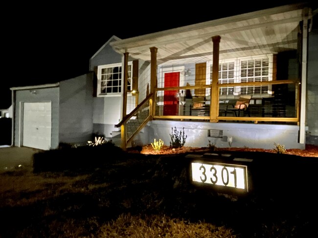 Building Photo - 3301 Almon St