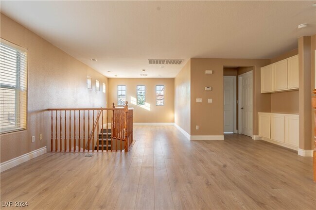 Building Photo - 8911 Skyline Peak Ct