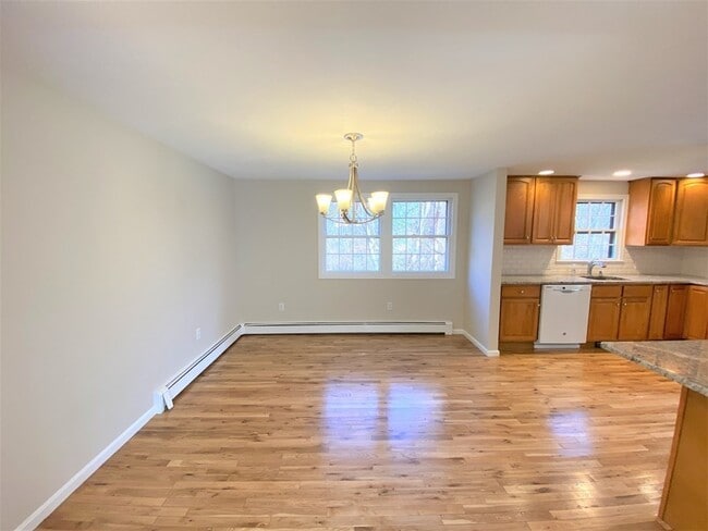 Building Photo - 15 Appaloosa Dr
