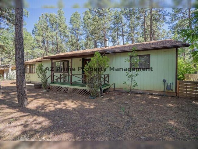 Building Photo - 5383 Glenwood Ln