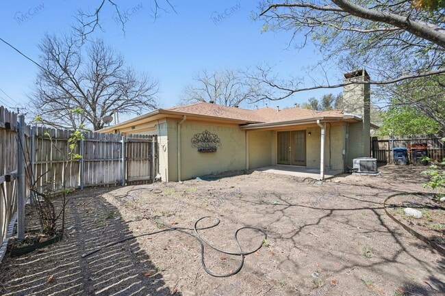 Building Photo - 4302 Segura Ct N