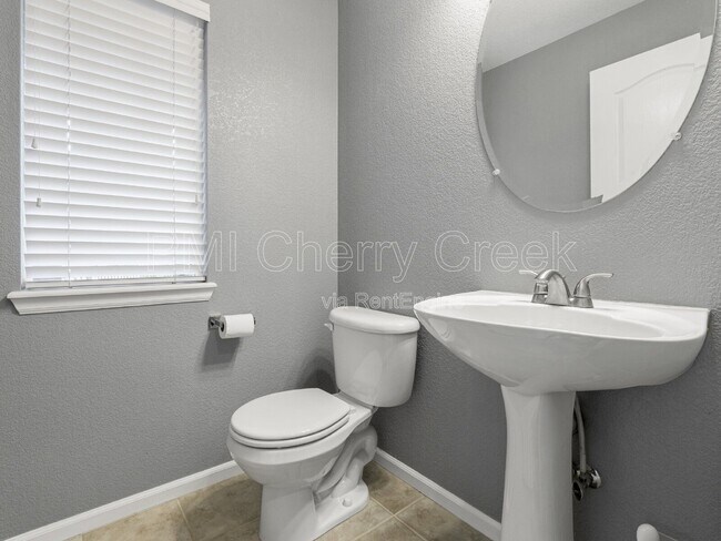 Building Photo - 10740 Southhaven Cir