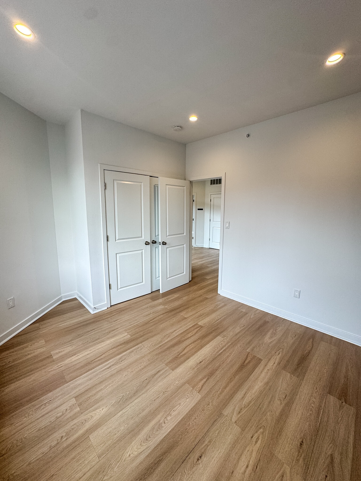 Building Photo - 2539 Grays Ferry Ave