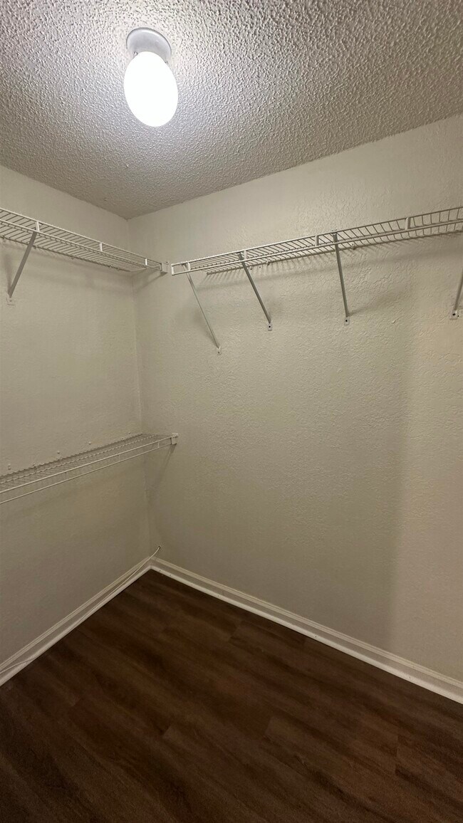 Building Photo - 3480 Daylily Ln