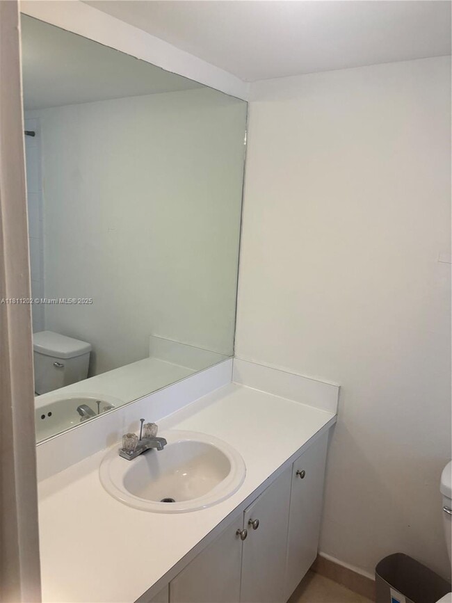 Building Photo - 8500 SW 109th Ave