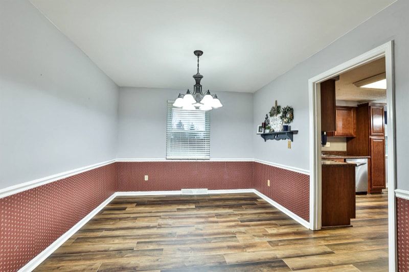 Building Photo - 4141 Forsythia Dr