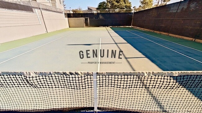 Building Photo - Move-in Special: $500 off 1st Month’s Rent...