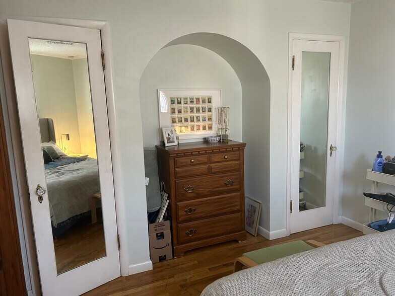 Building Photo - 213 S 100 W