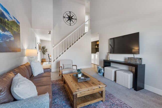 Building Photo - 4 Bedroom Home in SW Loveland