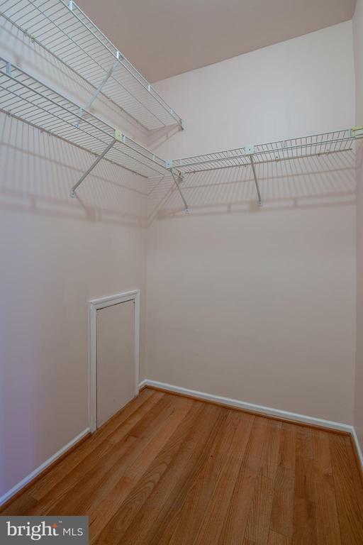 Building Photo - 14624 Monmouth Dr