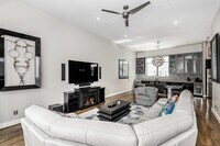 Building Photo - 1608 W Webster St