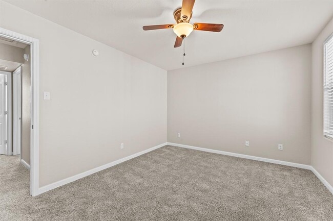 Building Photo - 220 Trestle Tree