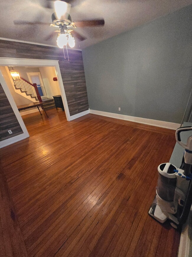 Building Photo - 911 N 20th St