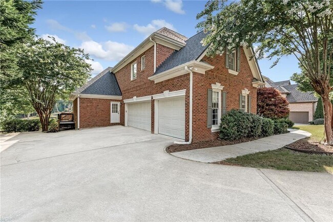 Building Photo - 870 Longstone Landing
